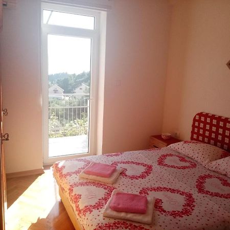 Apartmani Bosco 티바트 외부 사진