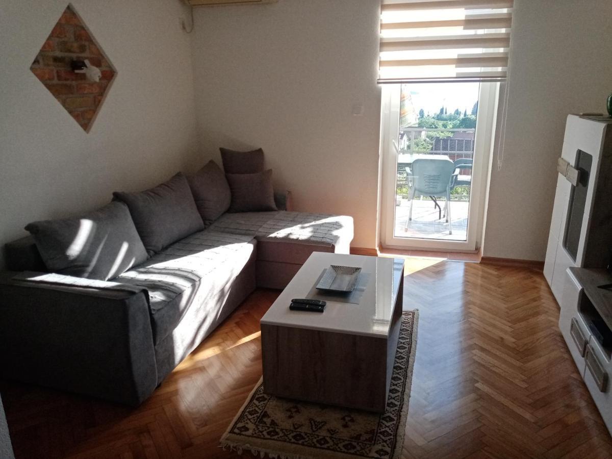 Apartmani Bosco 티바트 외부 사진
