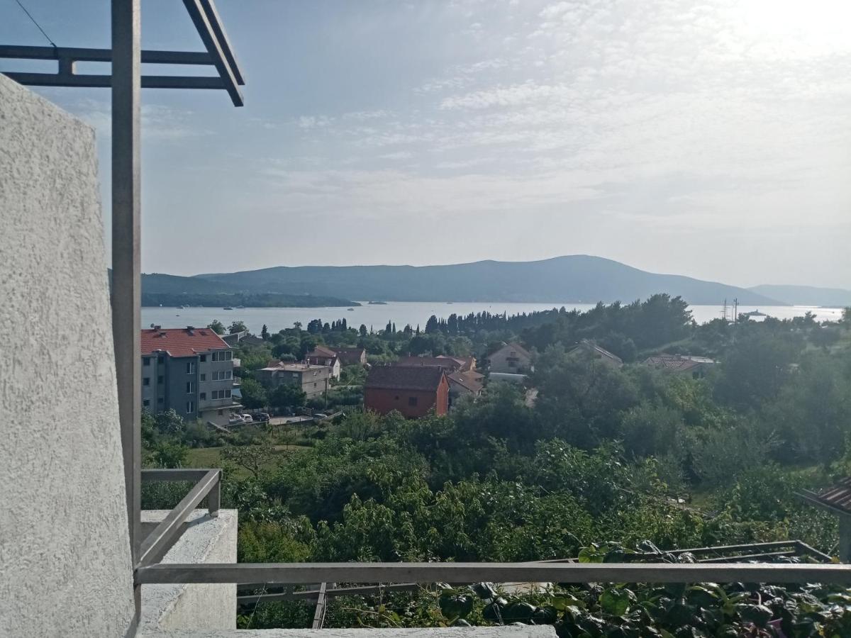 Apartmani Bosco 티바트 외부 사진