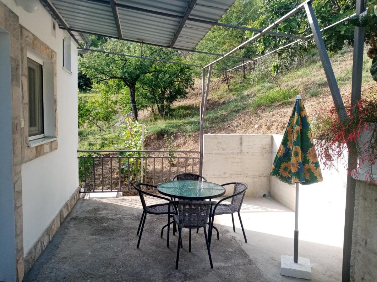 Apartmani Bosco 티바트 외부 사진
