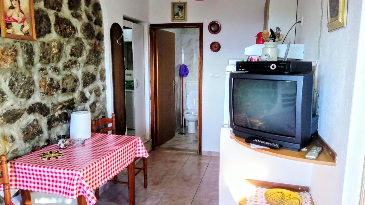 Apartmani Bosco 티바트 외부 사진