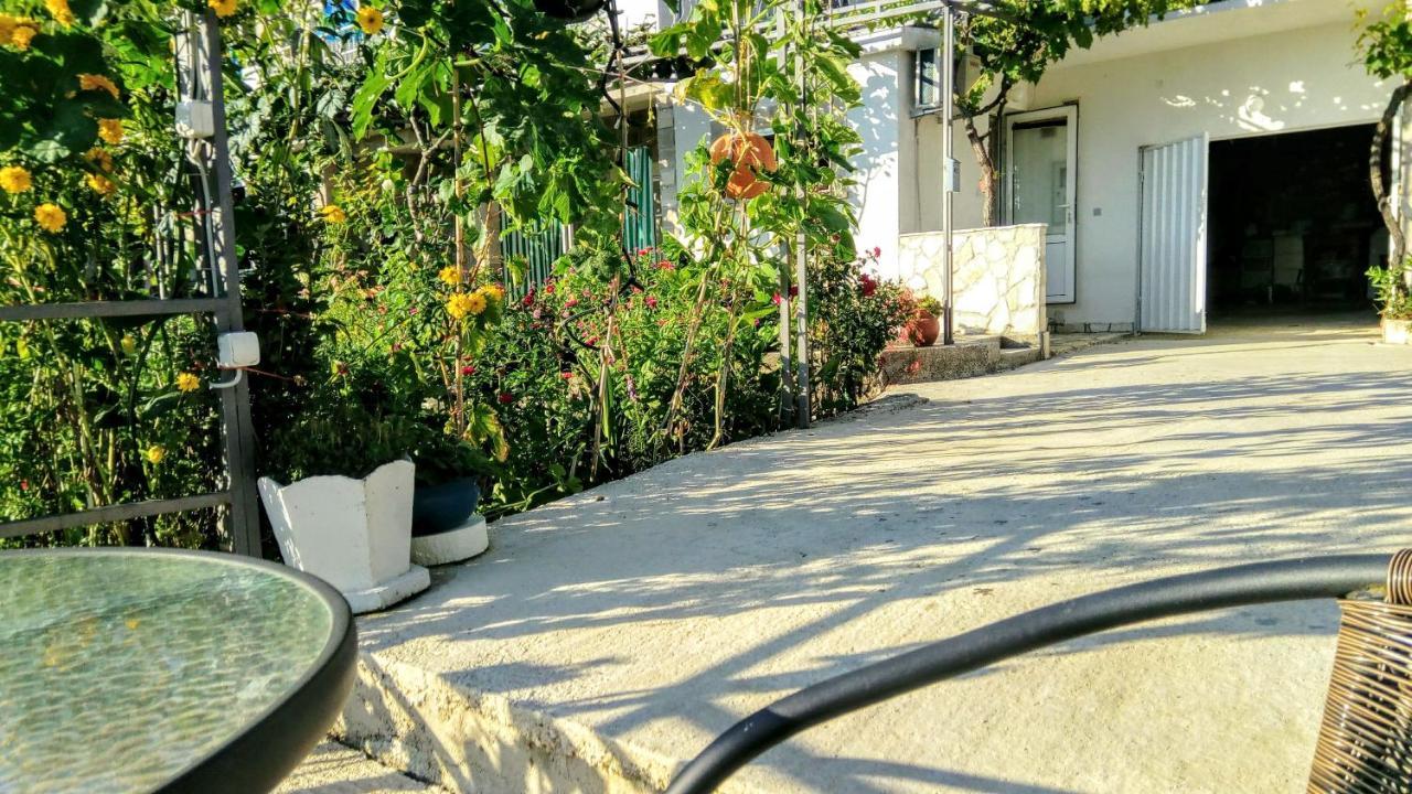Apartmani Bosco 티바트 외부 사진
