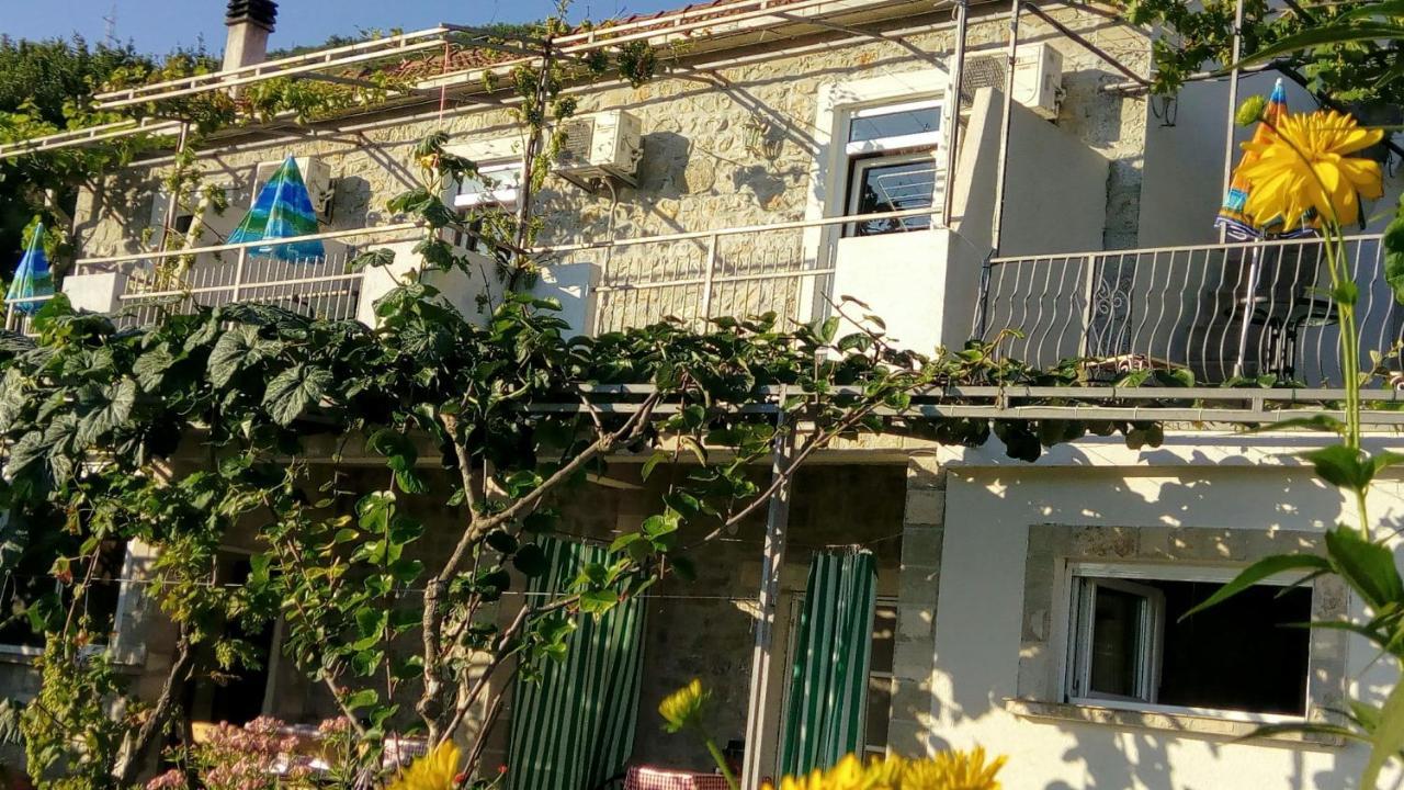 Apartmani Bosco 티바트 외부 사진